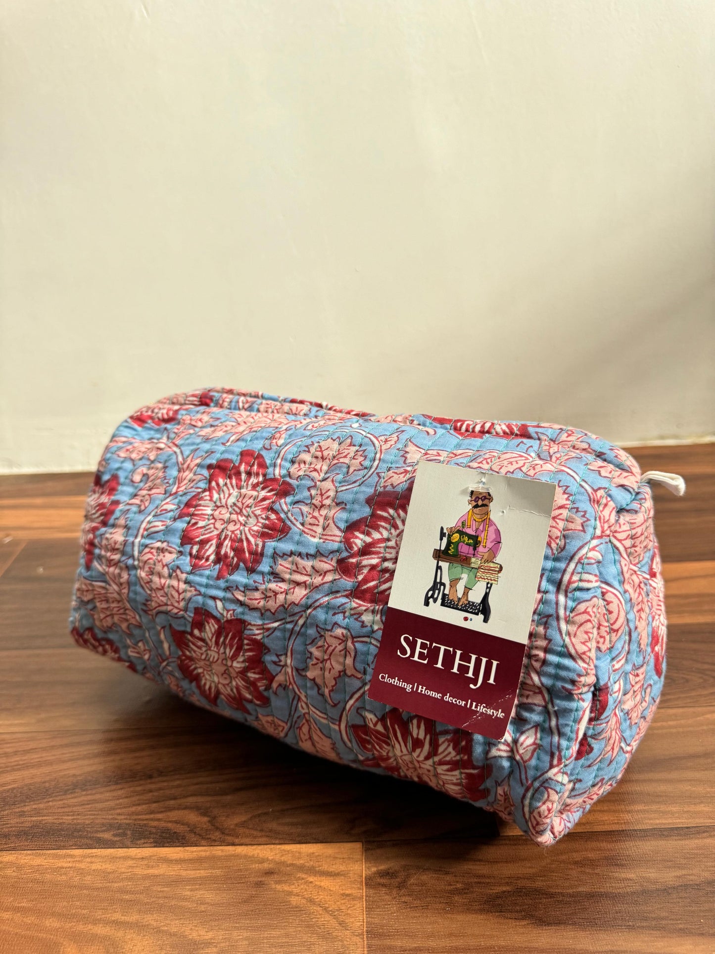 MULTI PURPOSE TOILETRY BAG