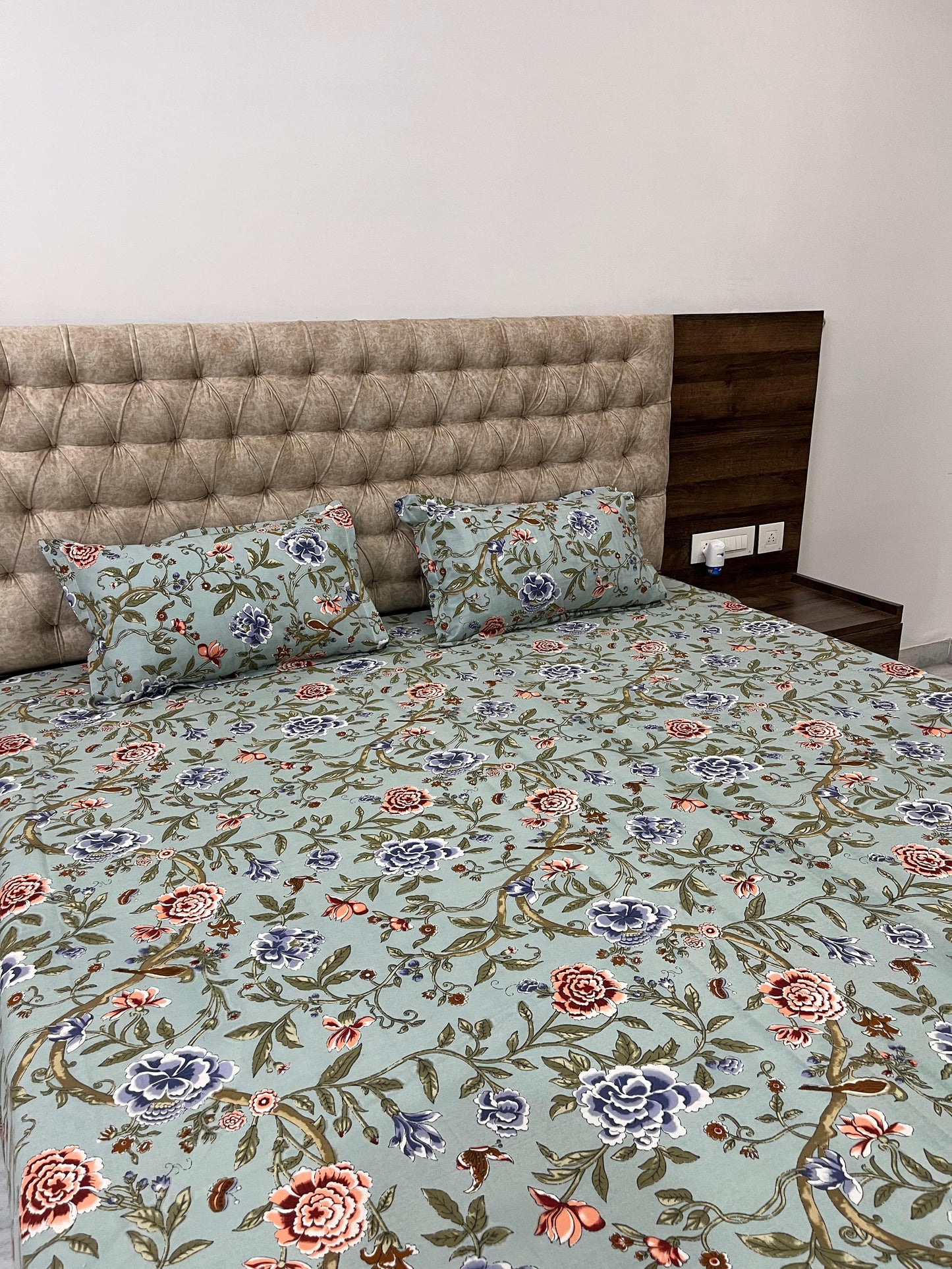 Cotton King Size printed bedsheet