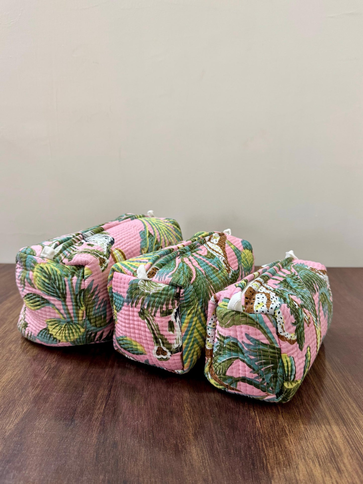 MULTI PURPOSE TOILETRY BAGS