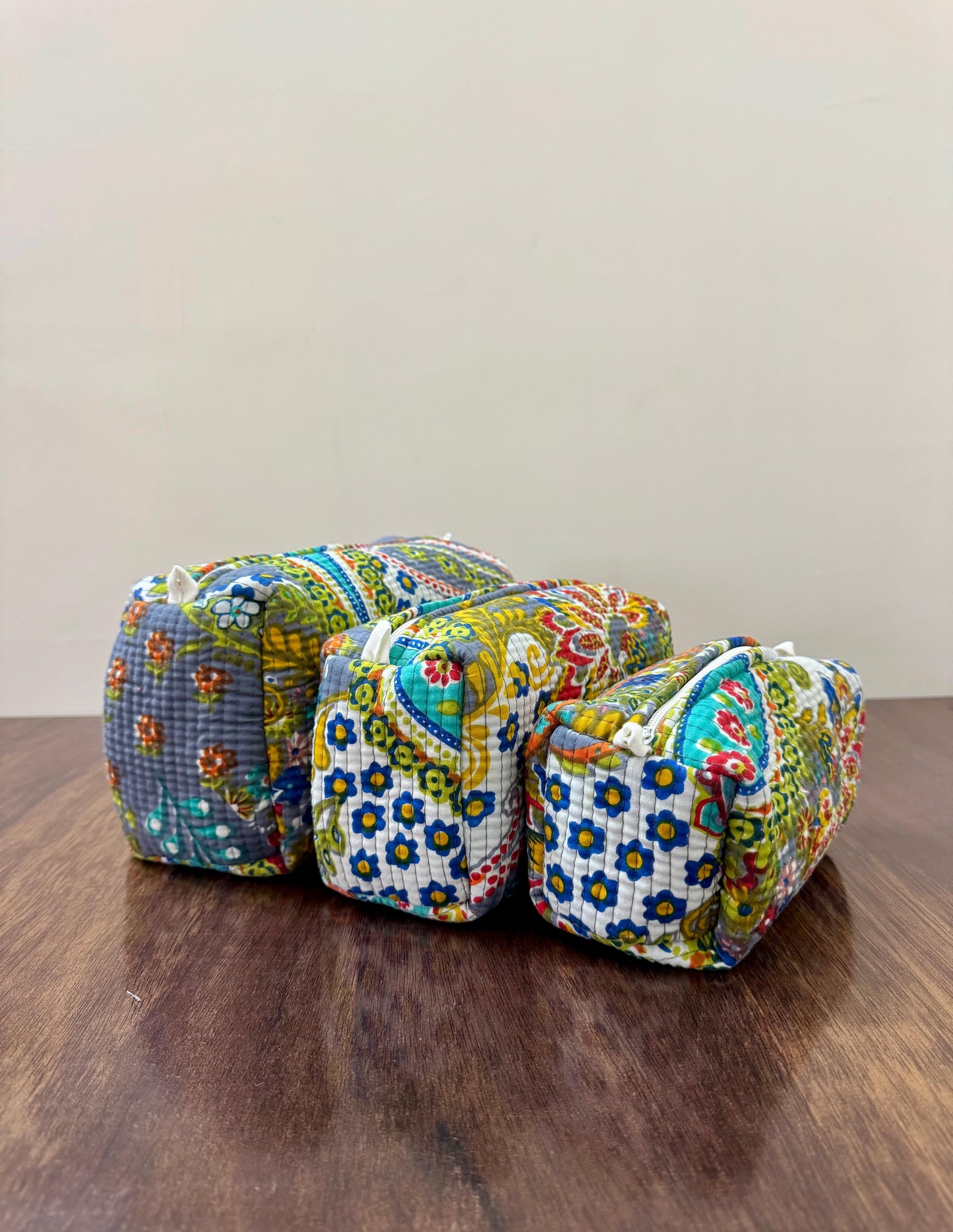 MULTI PURPOSE TOILETRY BAGS